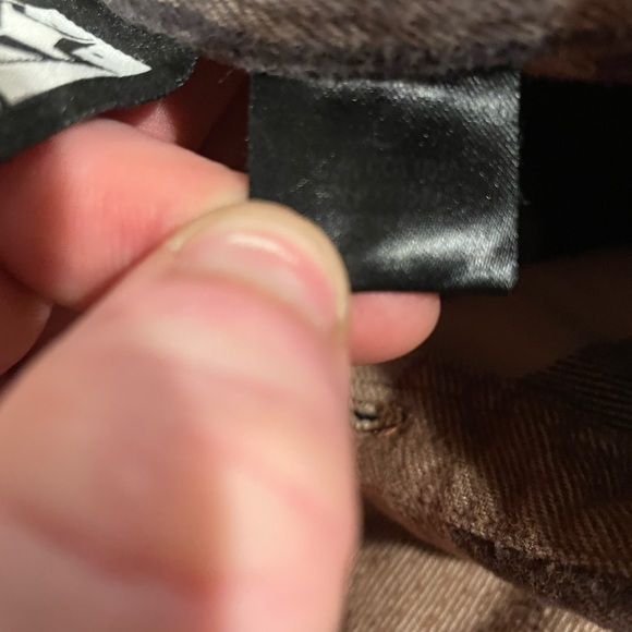 Vintage Y2K Rusty Men's Casual Brown and Cream Checkered Shirt - Picture 6 of 10